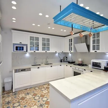 Gülayvalık Ayvalı