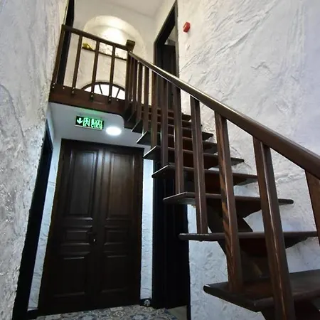 Oda ve Kahvaltı Gülayvalık