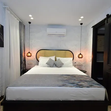 Gülayvalık Ayvalı
