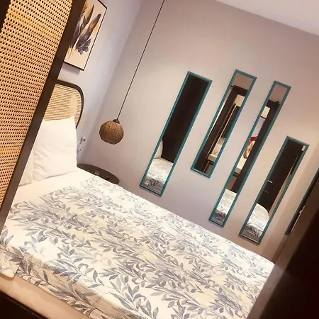 Gülayvalık Ayvalı